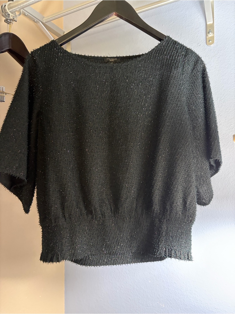 NWT Ann Taylor Black Short Sleeve Cropped Knit Sparkly Top